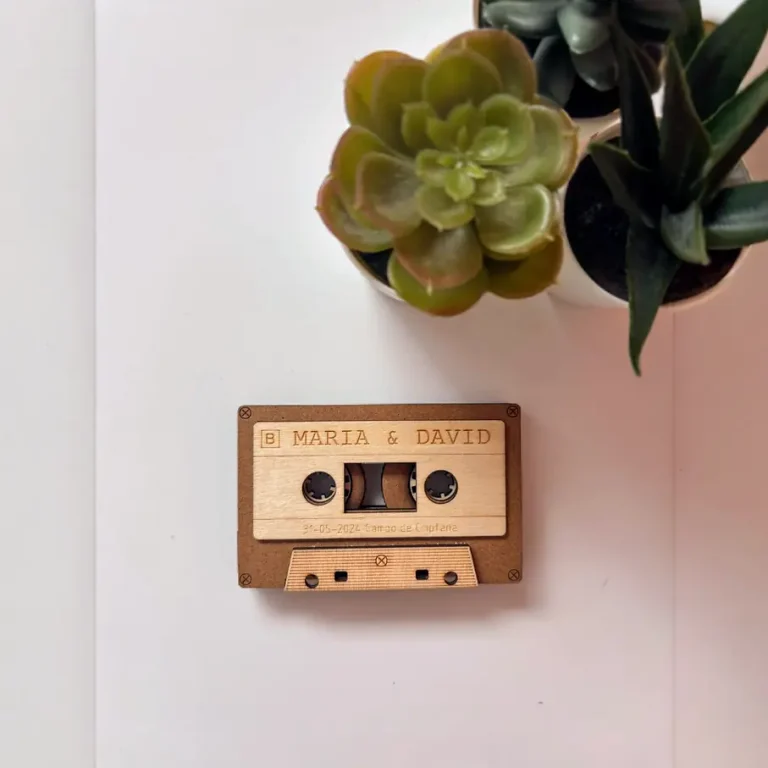 Loví Personalizaciones - Cinta Casete Personalizada con música